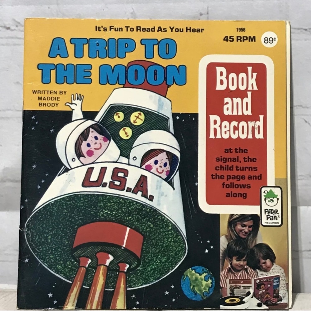 Vintage Peter Pan record and book 45 RPM "A Trip to the Moon"